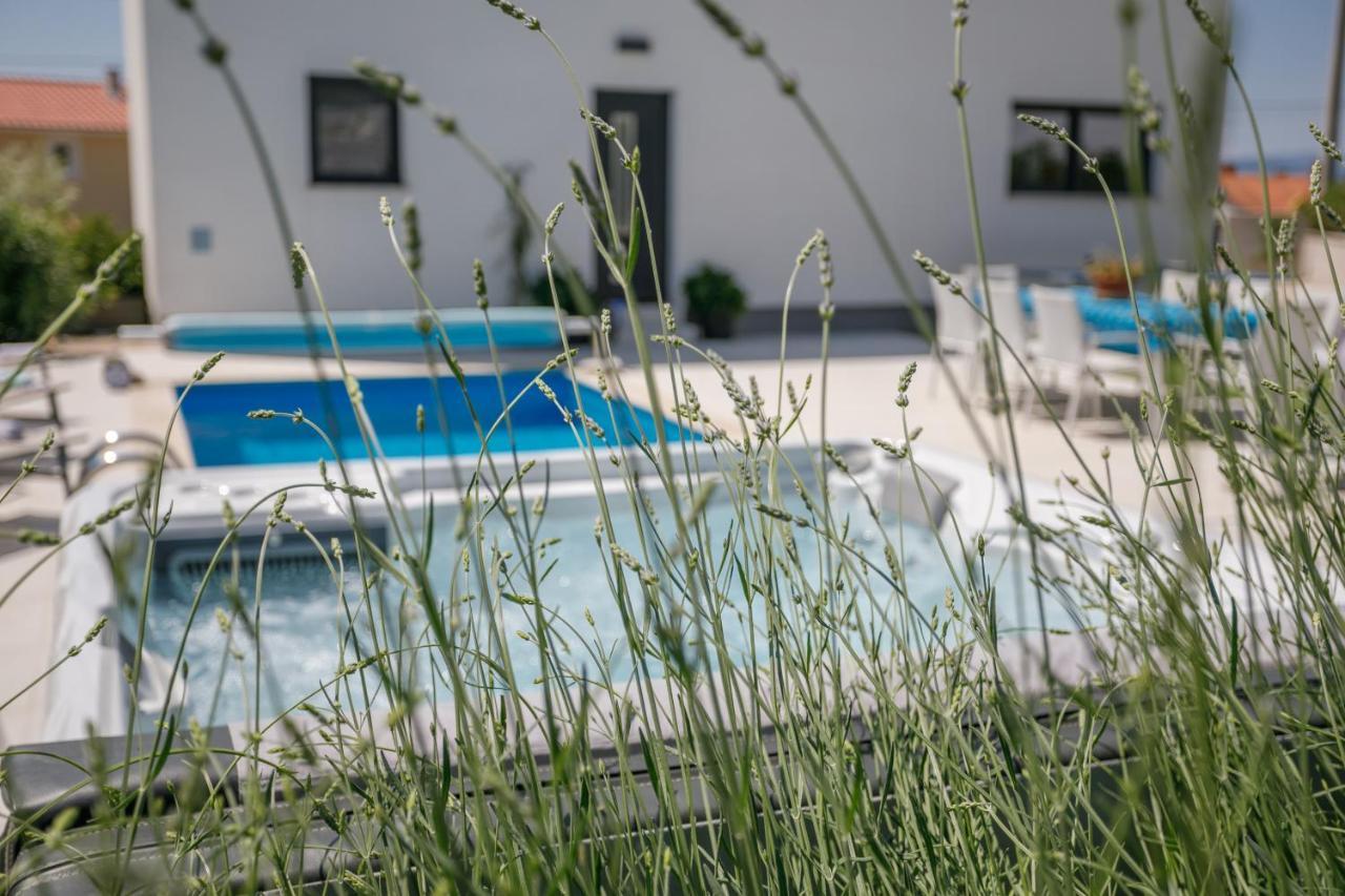 Villa Alma Krk Linardici Exterior photo